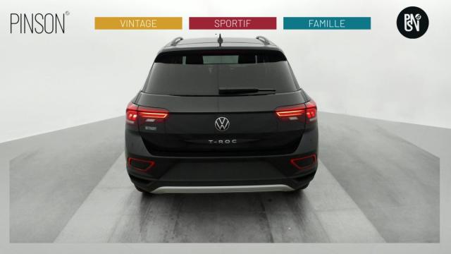 Volkswagen T-Roc image 8