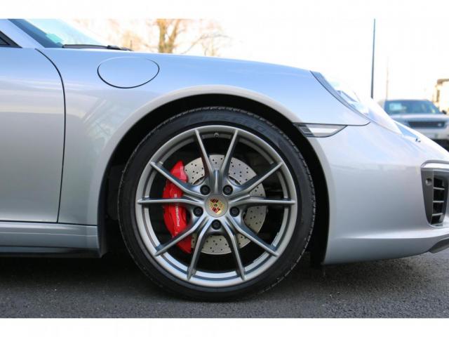 Porsche 911 image 6