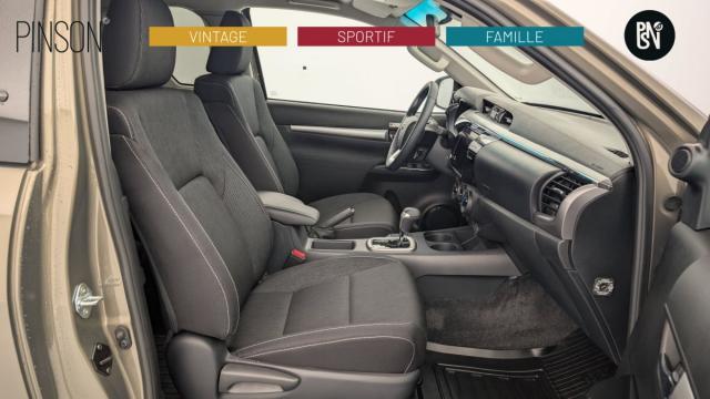 Toyota Hilux image 1