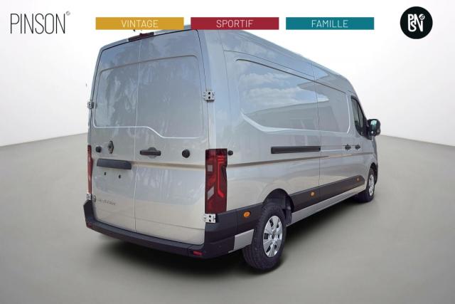 Renault Master image 4