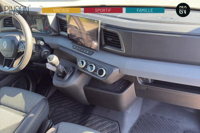 Renault Master image 9