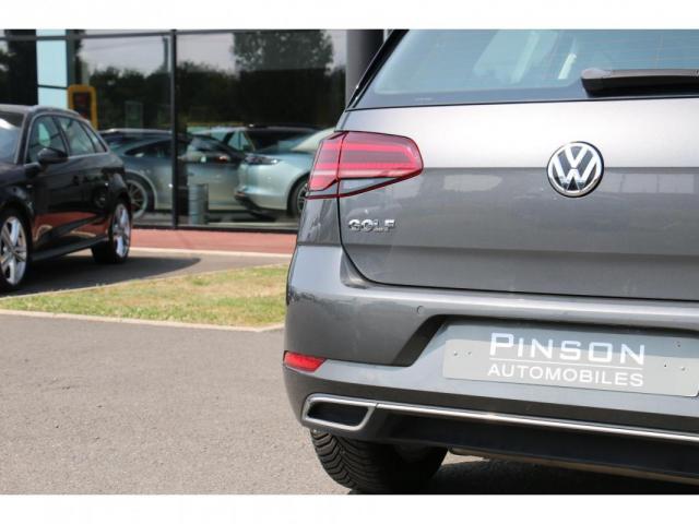 Volkswagen Golf image 6
