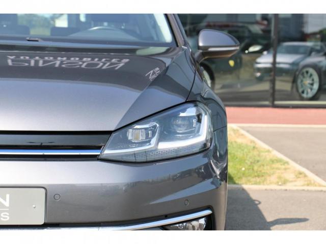 Volkswagen Golf image 9