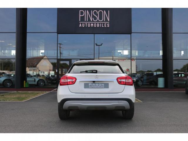 Mercedes Benz Classe Gla image 9