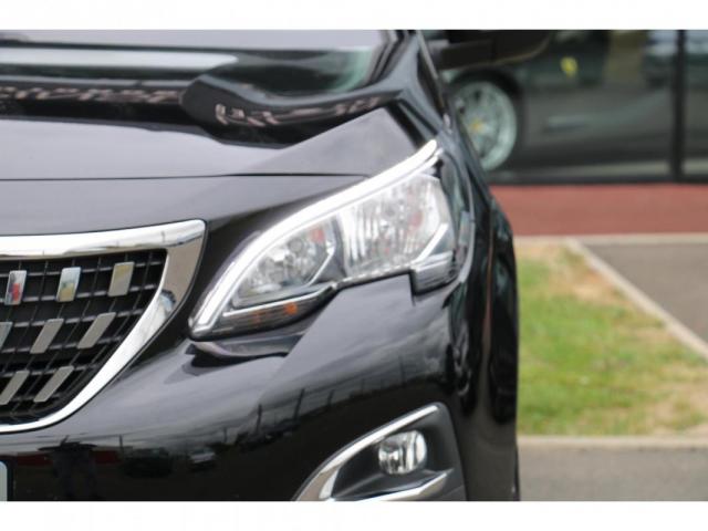 Peugeot 3008 image 1