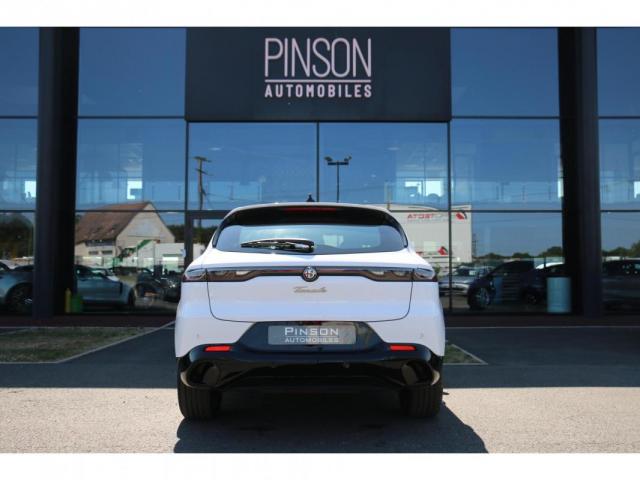 Alfa Romeo Tonale image 2