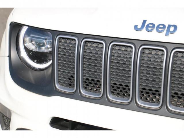 Jeep Renegade image 5