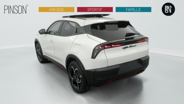 Alfa Romeo Junior image 7