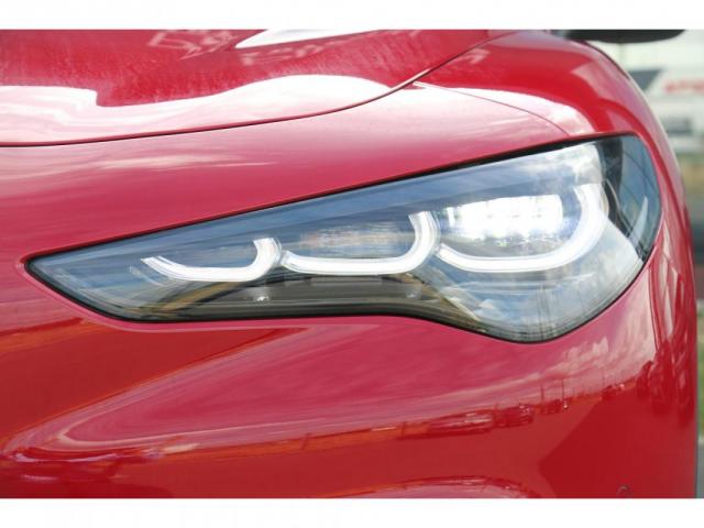 Alfa Romeo Stelvio image 2