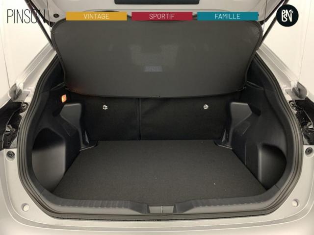 Toyota Yaris Cross image 8