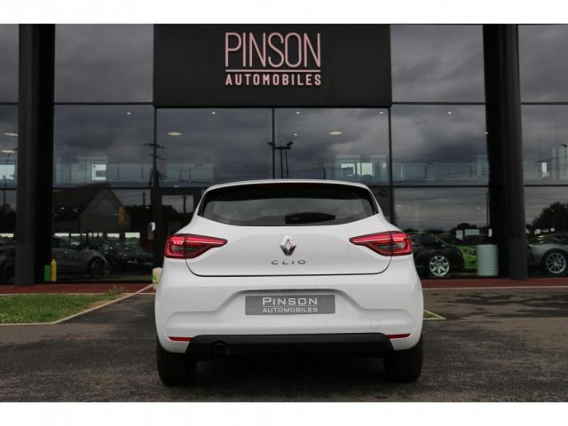 Renault Clio image 9