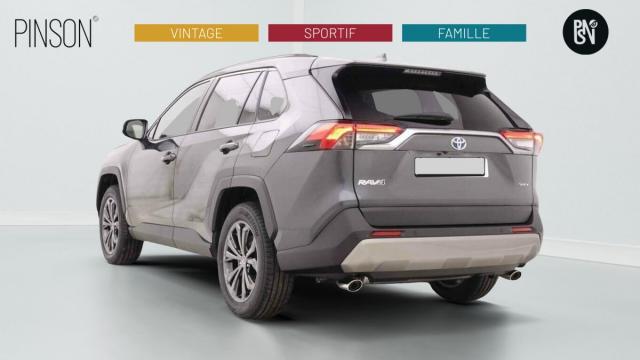 Toyota Rav4 image 7