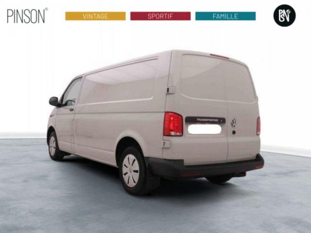 Volkswagen Transporter image 2