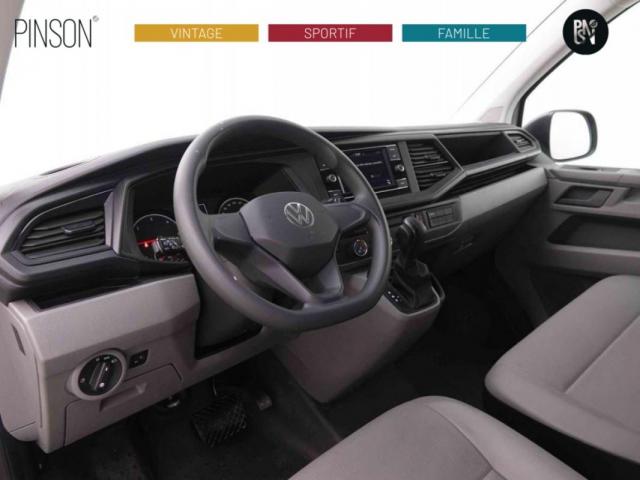 Volkswagen Transporter image 9