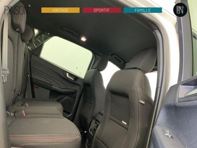 Ford Kuga image 3