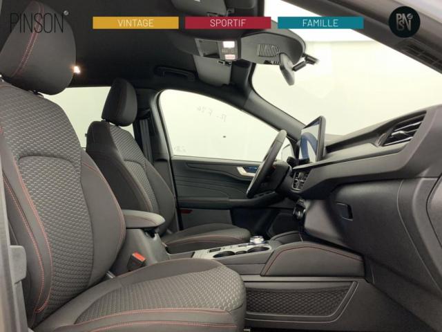 Ford Kuga image 9