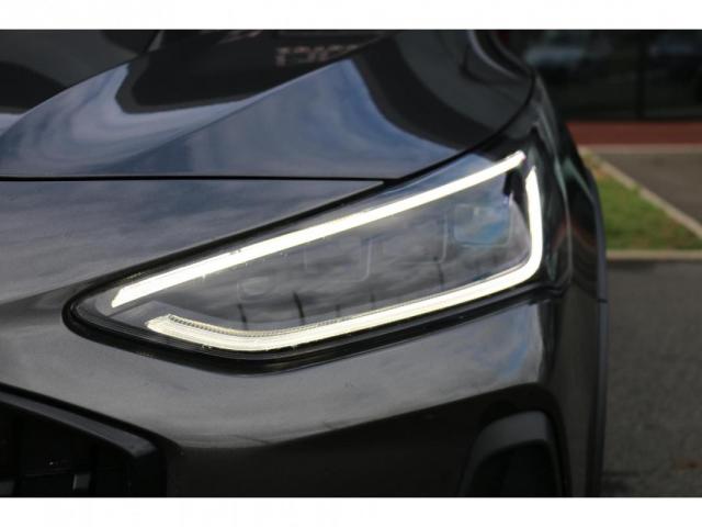 Ford Focus image 9