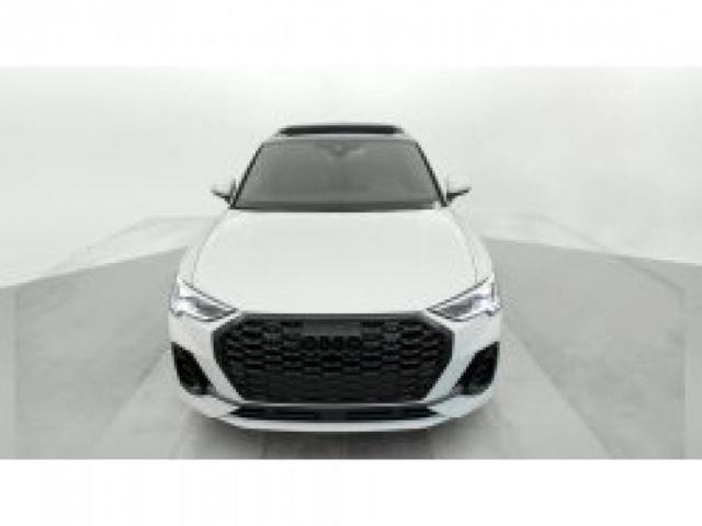 Audi Q3 image 5