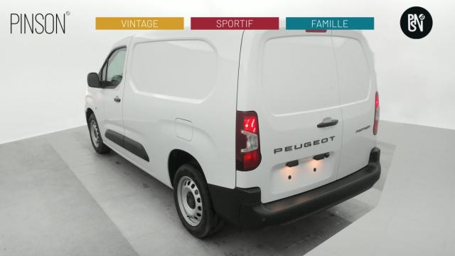Peugeot Partner image 2