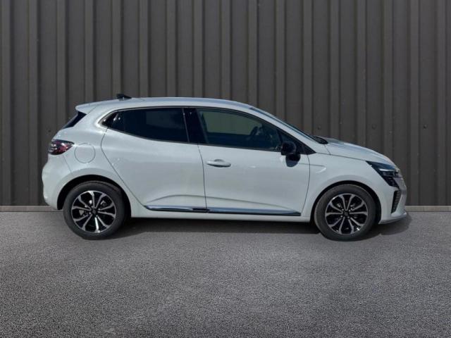Renault Clio image 2