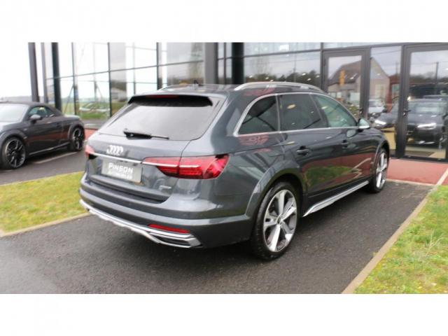 Audi A4 Allroad image 9