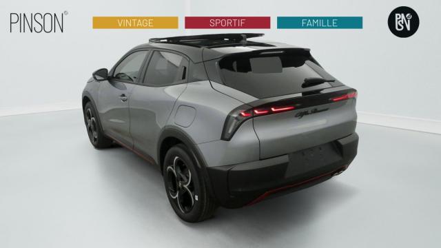 Alfa Romeo Junior image 3