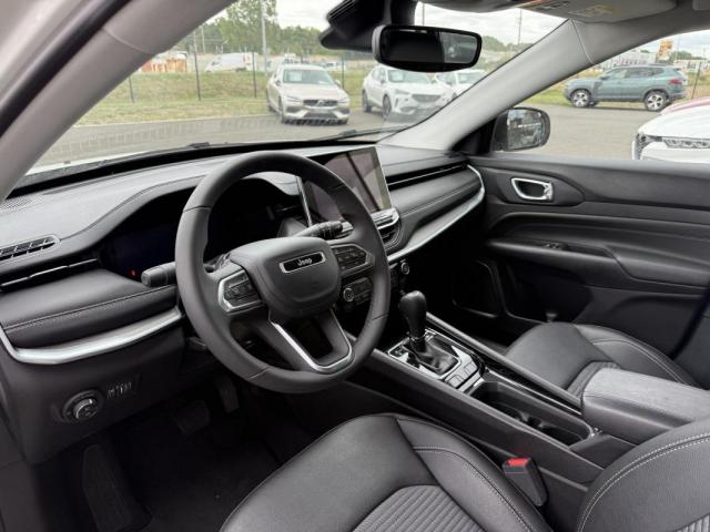 Jeep Compass image 8