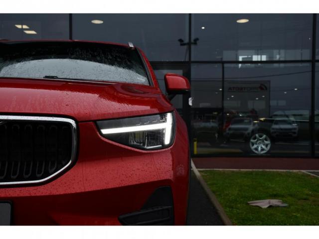 Volvo Xc40 image 6