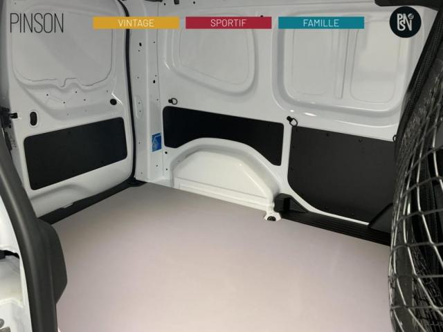 Renault Kangoo Van image 4