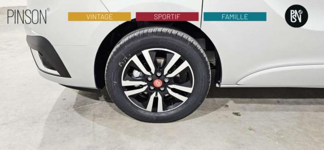 Renault Trafic image 1
