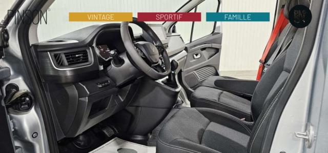 Renault Trafic image 2