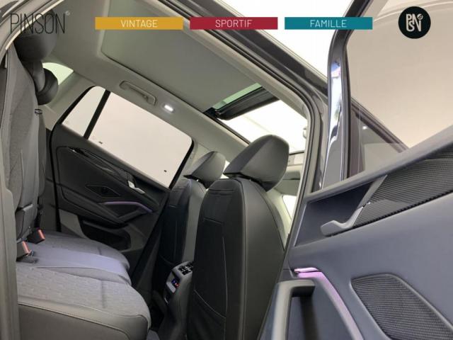Volkswagen Tiguan image 8