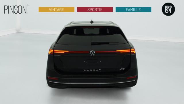 Volkswagen Passat Sw image 9