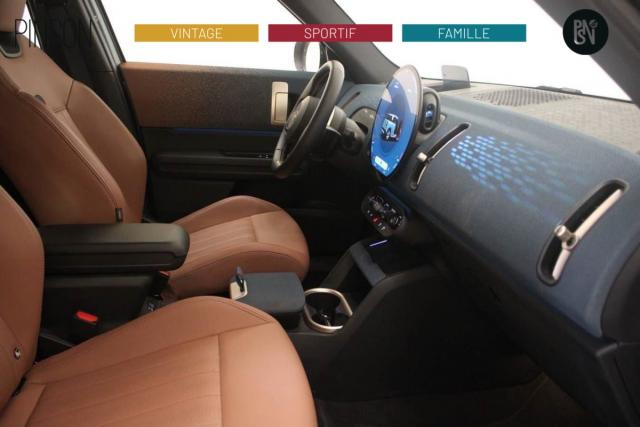 Mini Countryman image 3