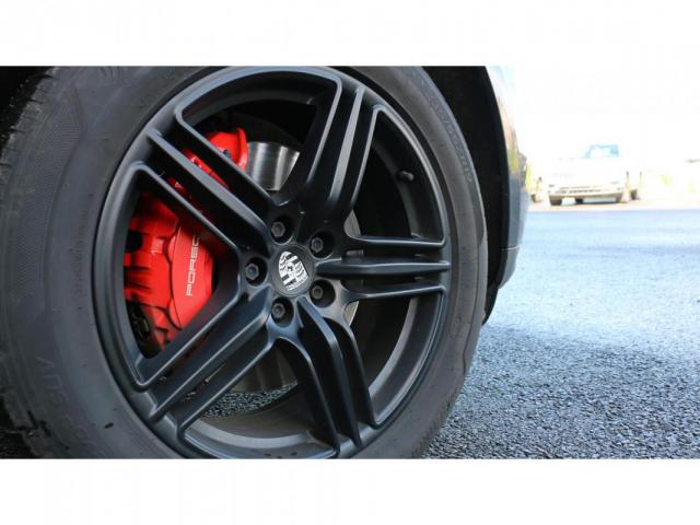 Porsche Macan image 4