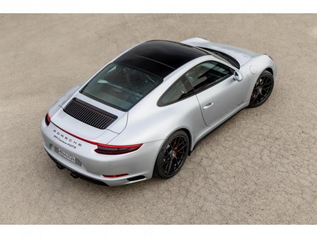 Porsche 911 image 5