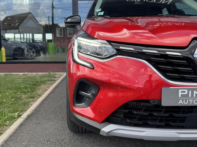 Renault Captur image 2