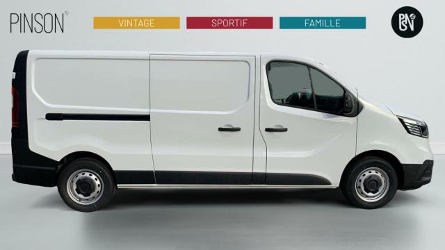 Renault Trafic image 3