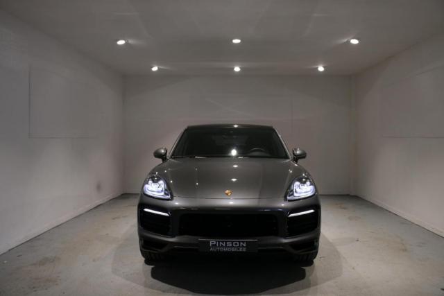 Porsche Cayenne image 2
