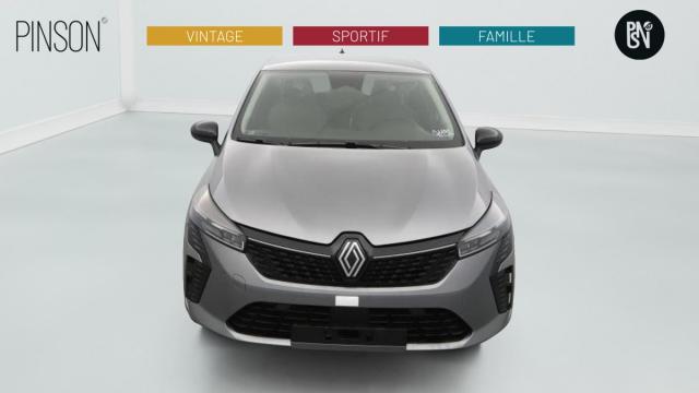 Renault Clio image 9