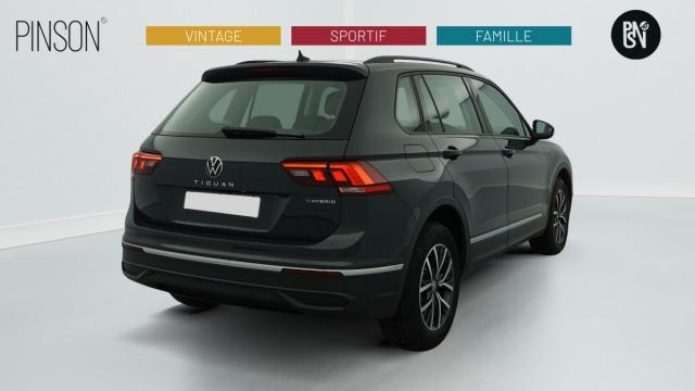 Volkswagen Tiguan image 8
