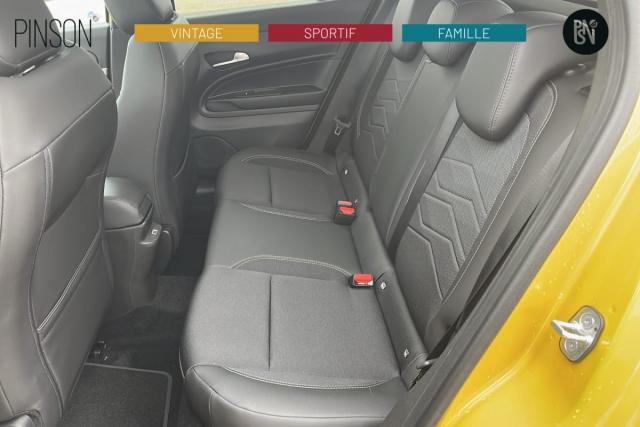 Jeep Avenger image 3