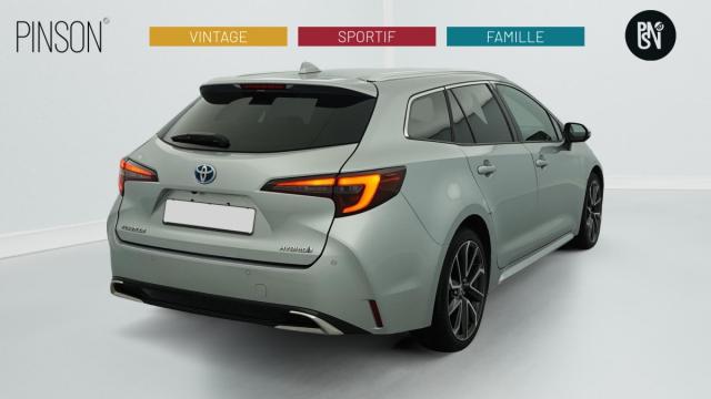 Toyota Corolla Touring Sports image 2
