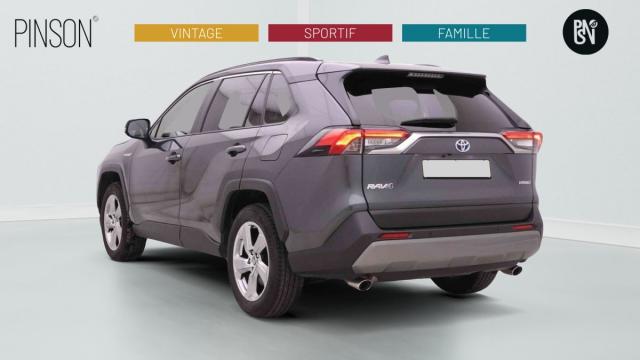 Toyota Rav4 image 4