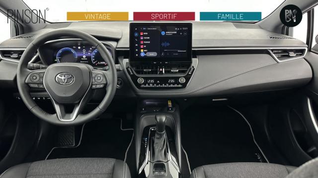 Toyota Corolla Touring Sports image 2