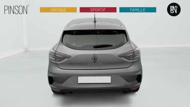 Renault Clio image 2