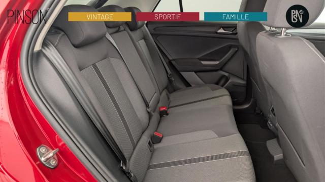 Volkswagen T-Roc image 6