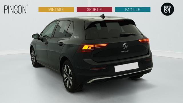 Volkswagen Golf image 5