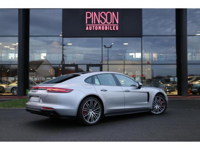 Porsche Panamera image 3
