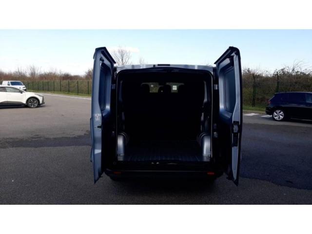Renault Trafic image 7